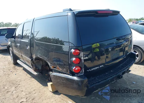 2011 GMC Yukon Xl 1500 Denali из США, поврежденный, VIN 1GKS2MEF9BR179908